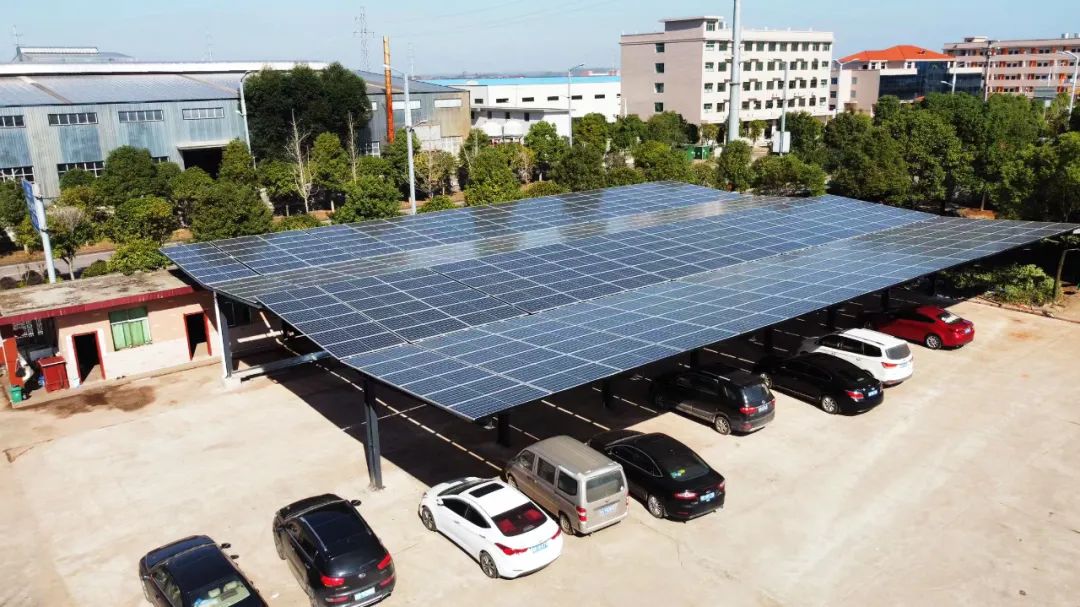 正式印发！户用光伏津贴1.2元/W，，住民让出屋顶可免用度电！(附文件)